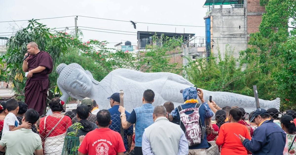 कंकेश्वरीमा १५ फिट लामो सिंहशैय्यासन प्रस्तर वुद्ध मूर्ति स्थापना
